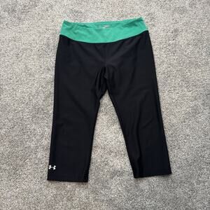 Under Armour Capris Pants Womens Medium HeatGear Fitted Athletic 1247579 Gym